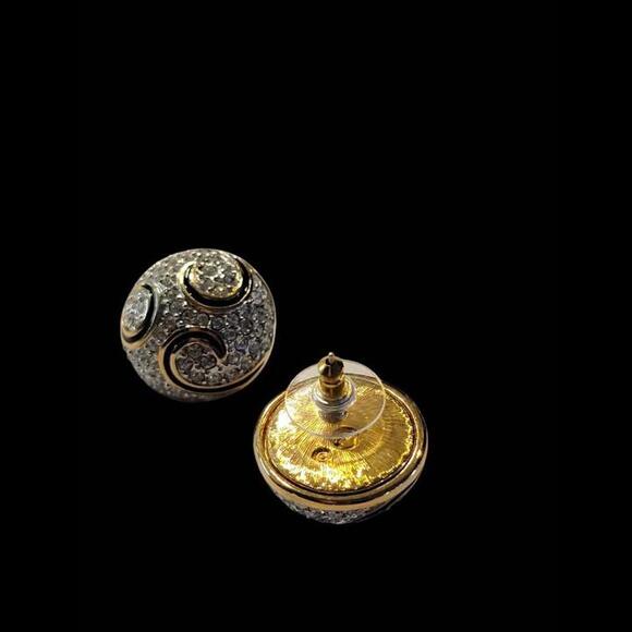 Vintage Signed Swarovski Crystal Domed Stud Earrings - Picture 4 of 9